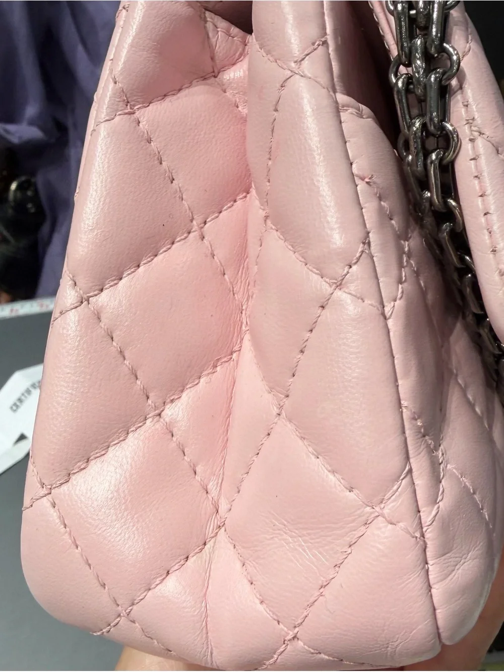 CHANEL 2.55 Reissue Quilted Leather Shoulder Bag in light pink with Silver Chain - Picture 8 of 10